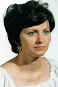 Mi madre, en 1988, con 49 años